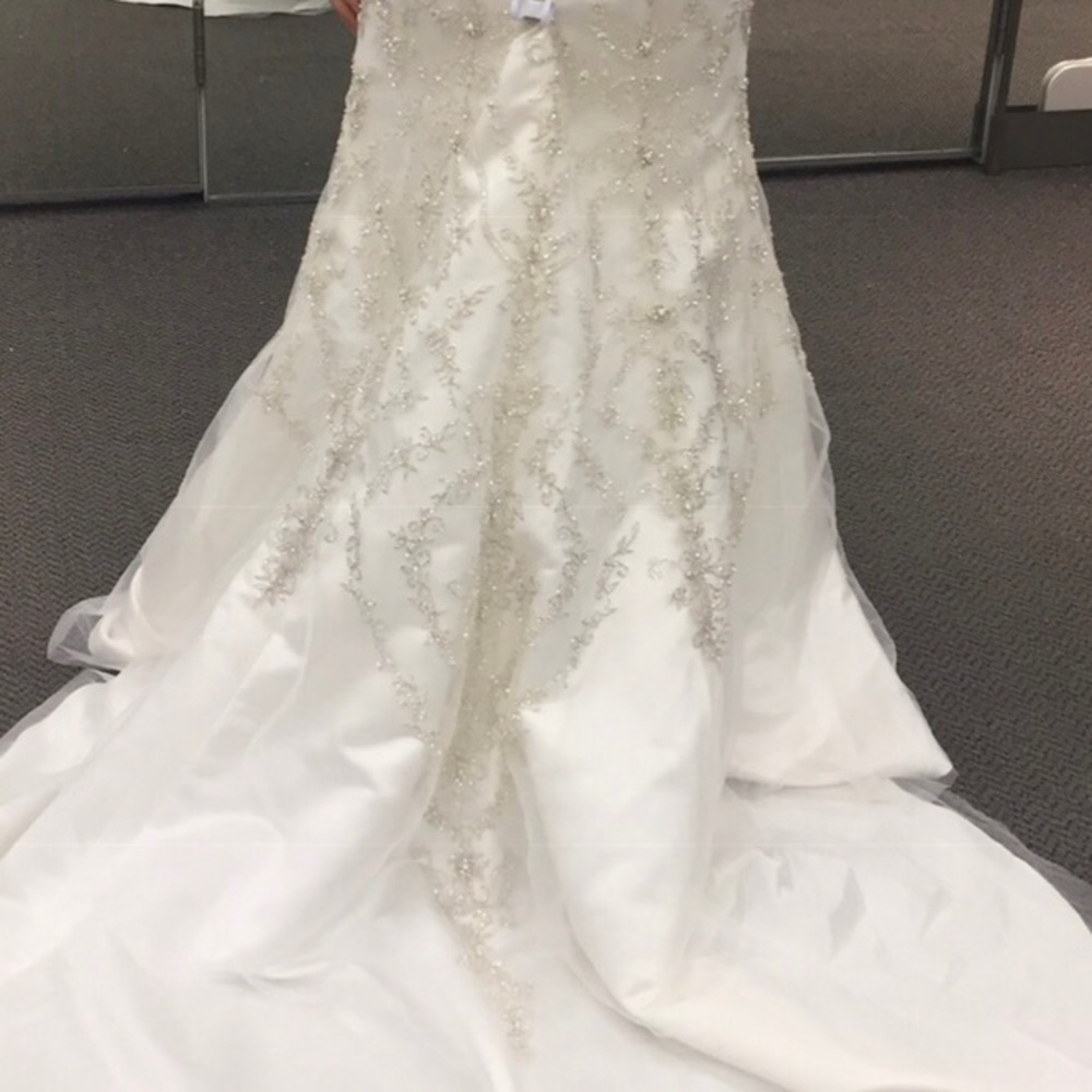 Oleg Cassini wedding gown